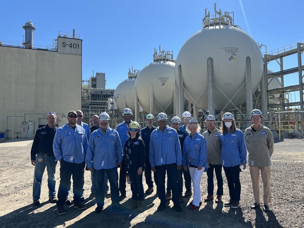 Hemlock Semiconductor Women Win Two MFG Excellence Awards Hemlock